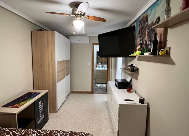 3 soveværelse Lejlighed til salg i Playa de los Locos, Torrevieja - € 190.000 (Ref: 9848132)