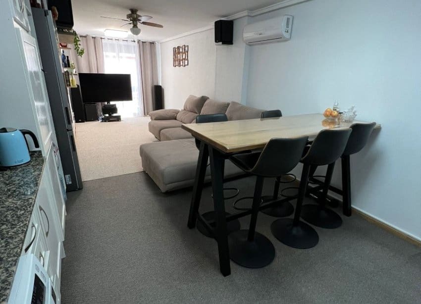 3 soveværelse Lejlighed til salg i Torrevieja - € 190.000 (Ref: 9848132)