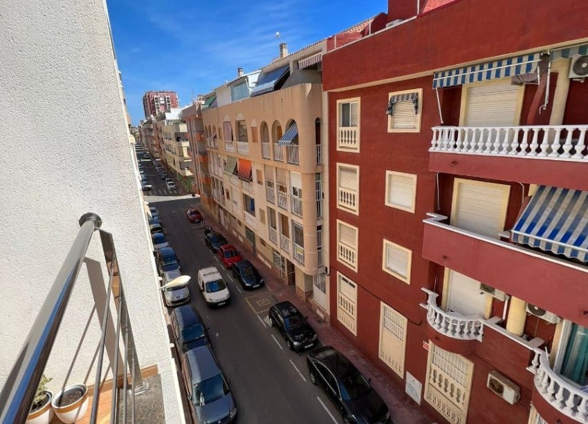 3 soveværelse Lejlighed til salg i Torrevieja - € 190.000 (Ref: 9848132)