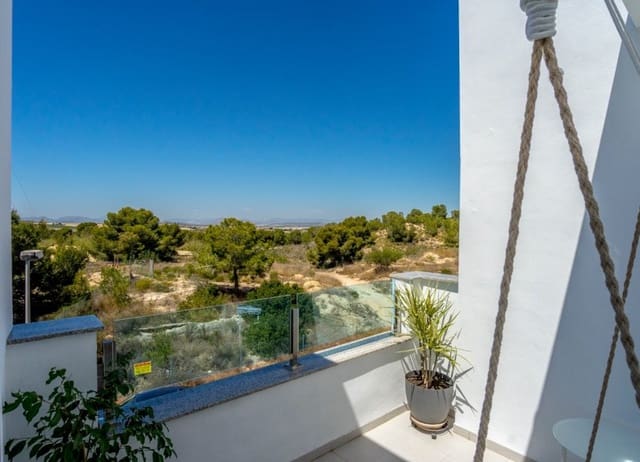 3 chambre Maison de Ville à vendre à Las Filipinas avec piscine - 325 000 € (Ref: 9872280)