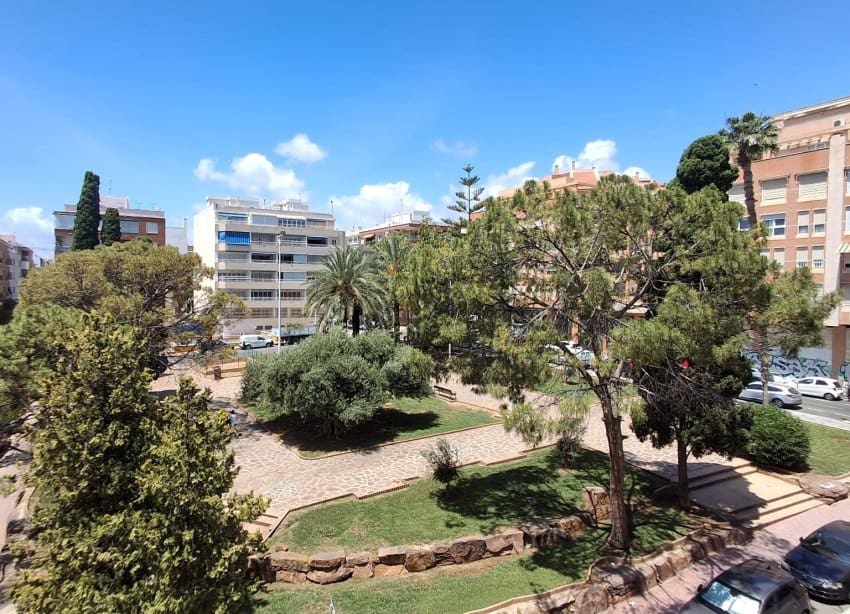 2 soverom Leilighet til salgs i Torrevieja - € 165 000 (Ref: 9897407)