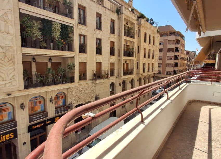 4 sovrum Lägenhet till salu i Orihuela - 220 000 € (Ref: 9936850)