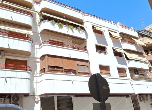 4 sovrum Lägenhet till salu i Orihuela ciudad, Orihuela - 220 000 € (Ref: 9936850)