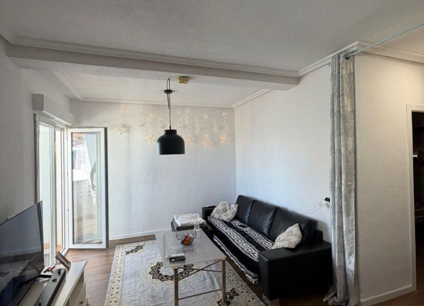 Apartamento de 2 habitaciones en Orihuela Costa en venta - 179.000 € (Ref: 9939013)