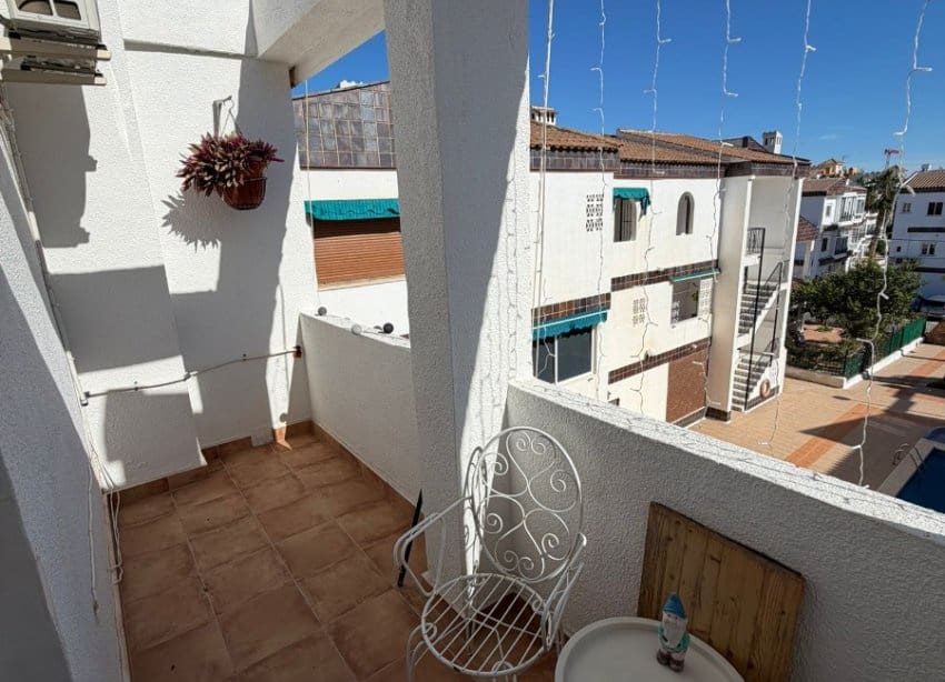 Apartamento de 2 habitaciones en Orihuela Costa en venta - 179.000 € (Ref: 9939013)