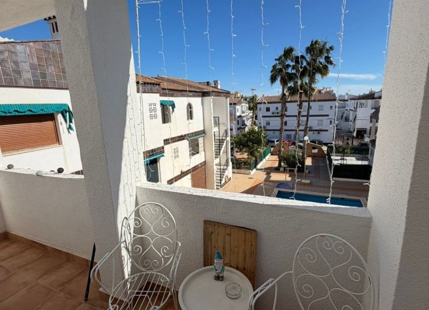 Apartamento de 2 habitaciones en Orihuela Costa en venta - 179.000 € (Ref: 9939013)