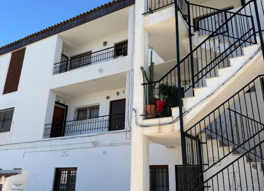 Apartamento de 2 habitaciones en Orihuela Costa en venta - 179.000 € (Ref: 9939013)