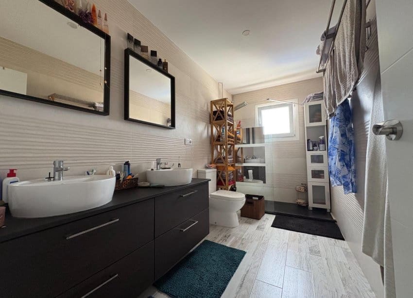 2 slaapkamer Villa te koop in Torrevieja met zwembad garage - € 465.000 (Ref: 9939014)