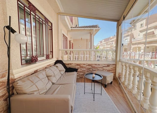 3 soveværelse Byhus til salg i La Zenia, Orihuela med swimmingpool - € 283.000 (Ref: 9950177)