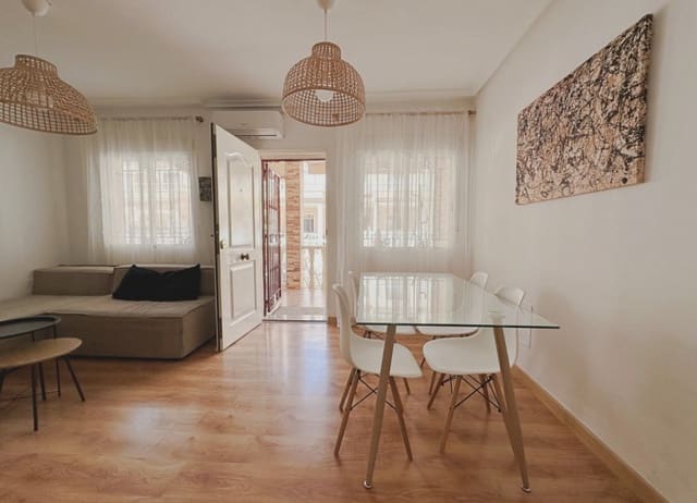 3 soveværelse Byhus til salg i La Zenia, Orihuela med swimmingpool - € 283.000 (Ref: 9950177)