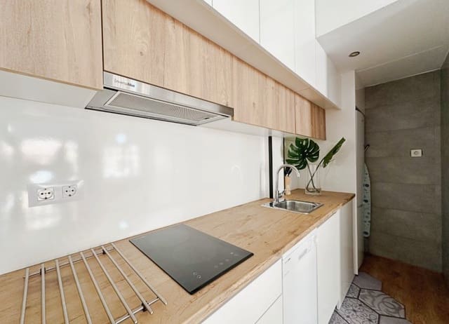 3 soveværelse Byhus til salg i La Zenia, Orihuela med swimmingpool - € 283.000 (Ref: 9950177)