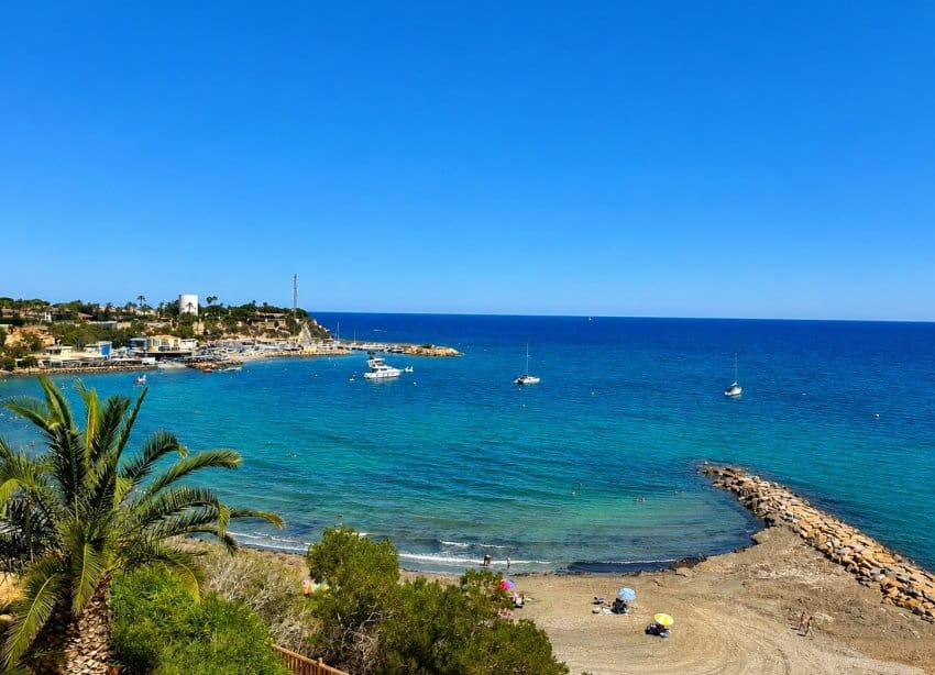 6 bedroom Villa for sale in Cabo Roig with pool - € 2,400,000 (Ref: 9956543)