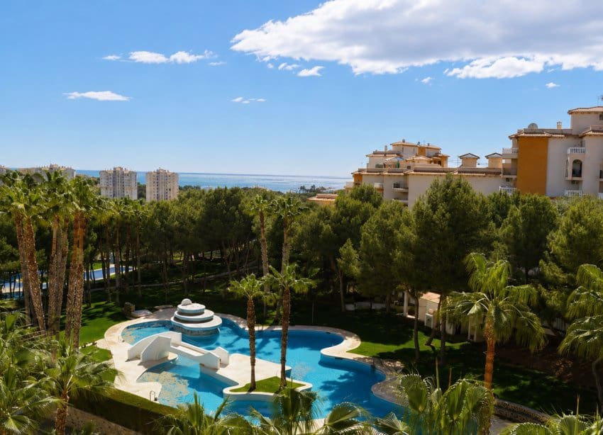 2 chambre Appartement à vendre à Campoamor avec piscine - 199 900 € (Ref: 9965802)