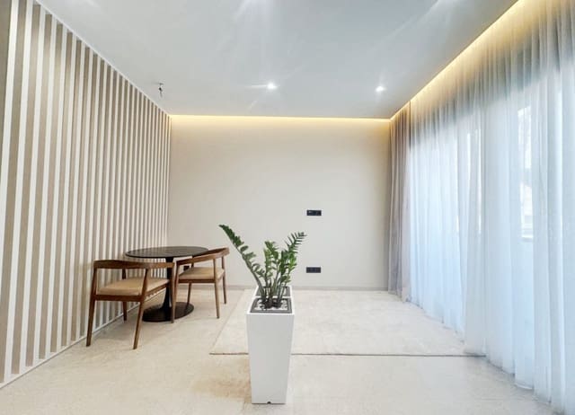 1 slaapkamer Appartement te koop in Avenida Habaneras - Curva de Palangre, Torrevieja met zwembad - € 168.000 (Ref: 9965804)