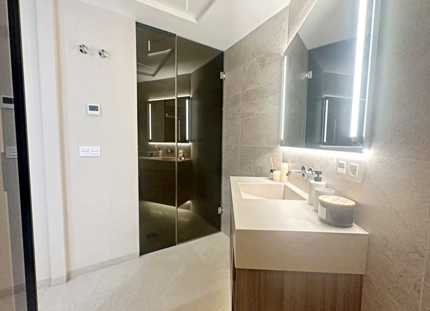 1 soveværelse Lejlighed til salg i Torrevieja med swimmingpool - € 178.500 (Ref: 9972247)