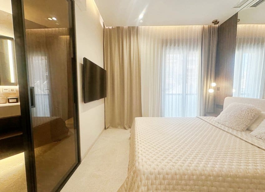 1 soveværelse Lejlighed til salg i Torrevieja med swimmingpool - € 178.500 (Ref: 9972247)