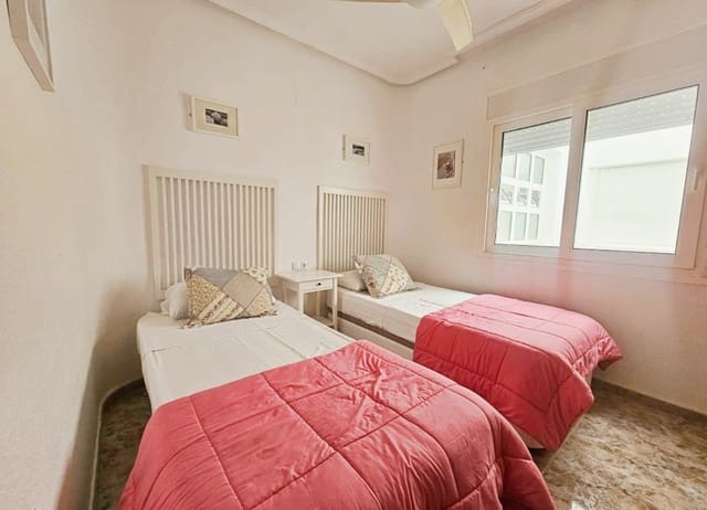 2 soverom Leilighet til salgs i Aguamarina, Orihuela med svømmebasseng garasje - € 224 000 (Ref: 9972248)