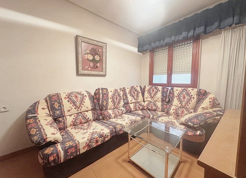 4 Zimmer Apartment zu verkaufen in Torrevieja mit Garage - 255.000 € (Ref: 9974302)