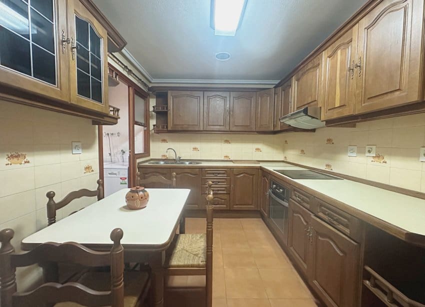 4 Zimmer Apartment zu verkaufen in Torrevieja mit Garage - 255.000 € (Ref: 9974302)