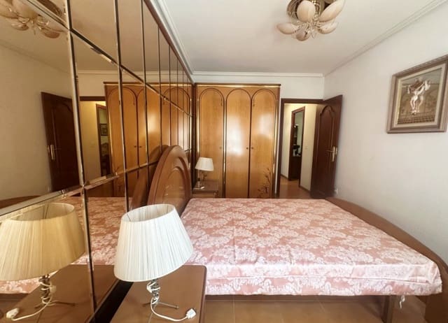 4 soverom Leilighet til salgs i Centro - Muelle Pesquero, Torrevieja med garasje - € 255 000 (Ref: 9974302)