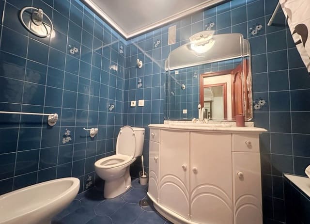 4 soverom Leilighet til salgs i Centro - Muelle Pesquero, Torrevieja med garasje - € 255 000 (Ref: 9974302)
