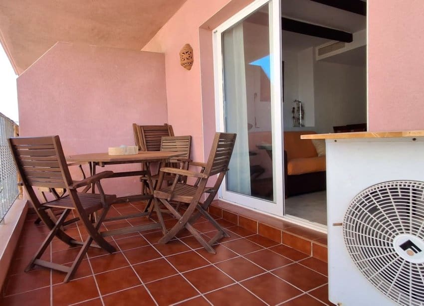 2 Zimmer Apartment zu verkaufen in Torrevieja mit Pool Garage - 254.000 € (Ref: 9997809)