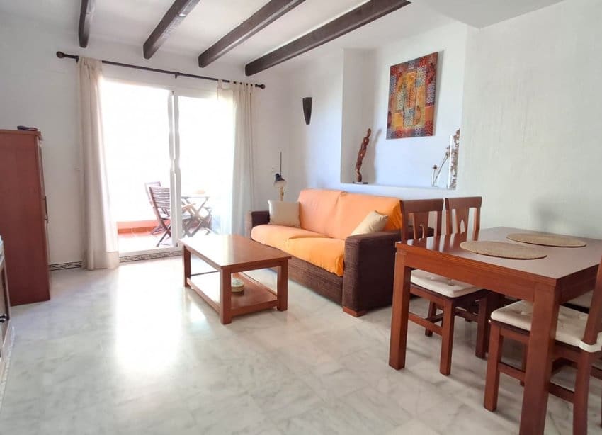 2 Zimmer Apartment zu verkaufen in Torrevieja mit Pool Garage - 254.000 € (Ref: 9997809)