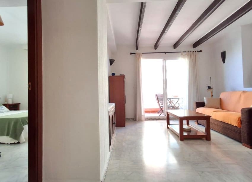 2 Zimmer Apartment zu verkaufen in Torrevieja mit Pool Garage - 254.000 € (Ref: 9997809)