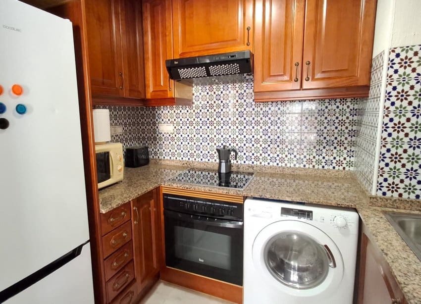 2 Zimmer Apartment zu verkaufen in Torrevieja mit Pool Garage - 254.000 € (Ref: 9997809)
