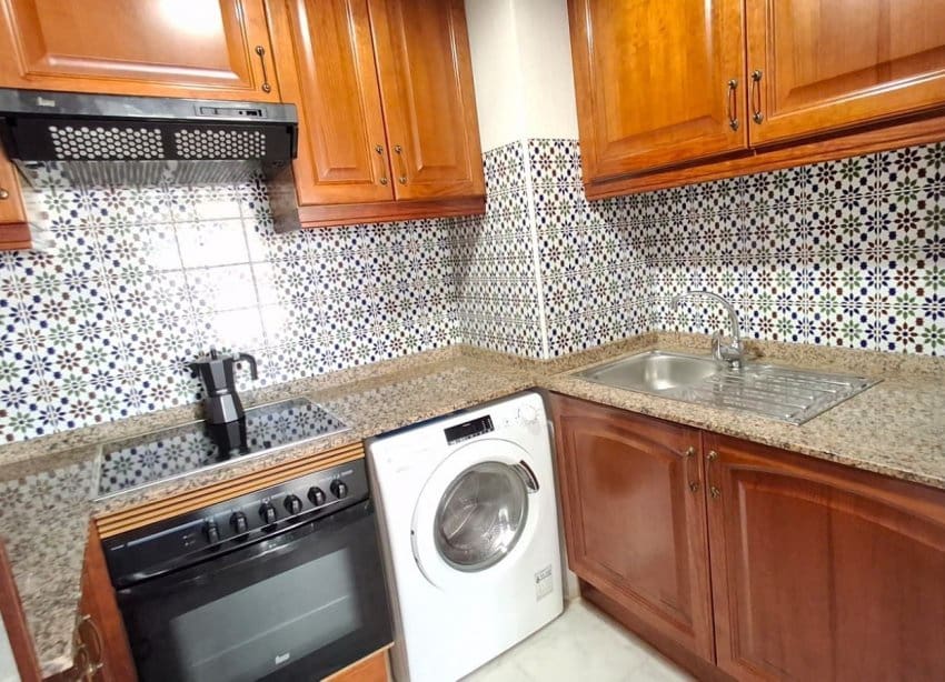 2 Zimmer Apartment zu verkaufen in Torrevieja mit Pool Garage - 254.000 € (Ref: 9997809)