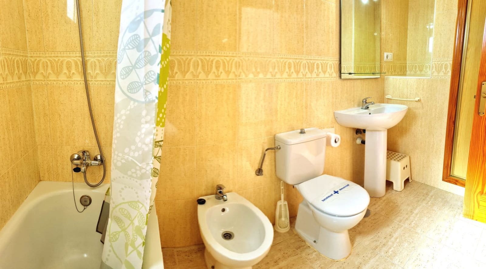 2 makuuhuone Ranta-asunto vuokrattavana paikassa Vera mukana uima-altaan 
autotalli - 600 € (Ref: 9467604)