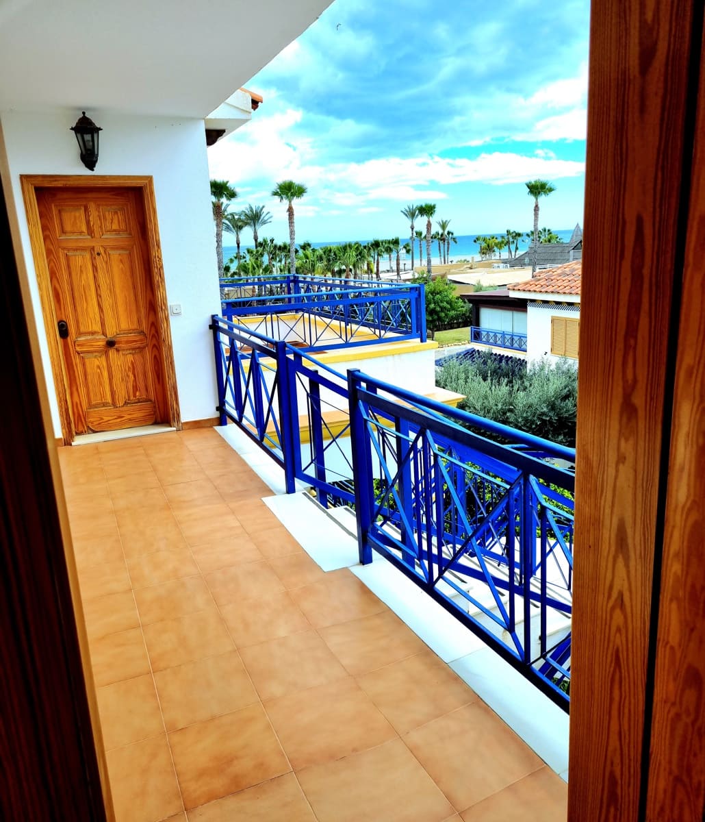 2 makuuhuone Ranta-asunto vuokrattavana paikassa Vera mukana uima-altaan 
autotalli - 750 € (Ref: 9467605)