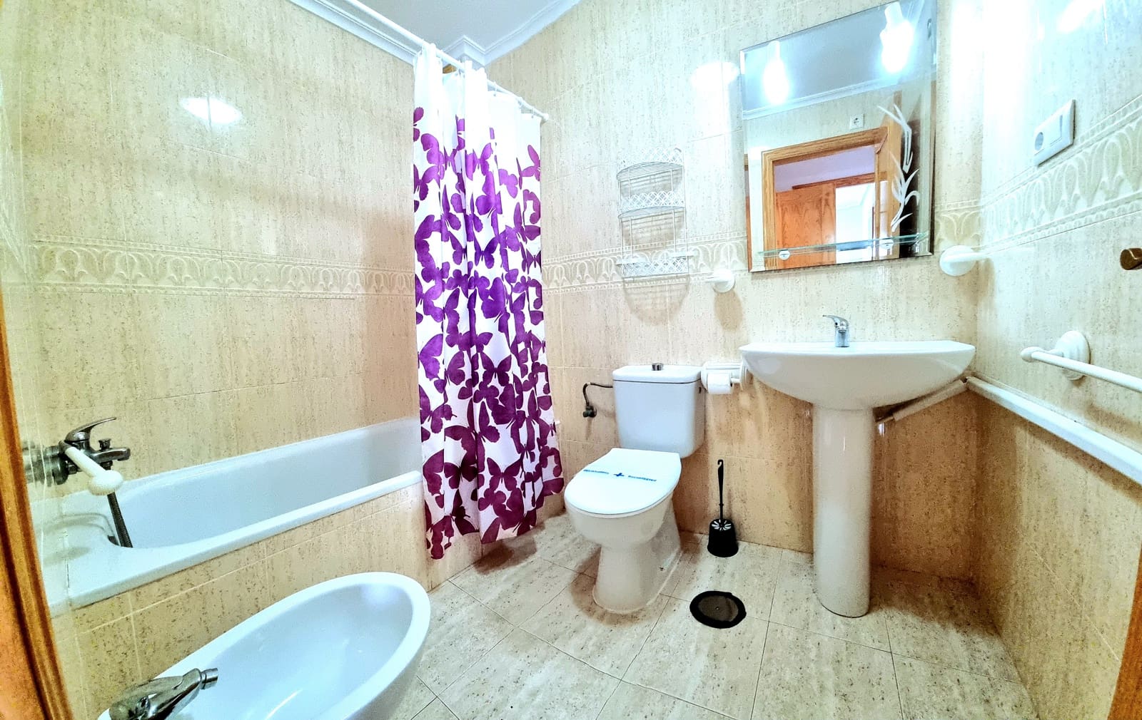 2 makuuhuone Ranta-asunto vuokrattavana paikassa Vera mukana uima-altaan 
autotalli - 750 € (Ref: 9467605)