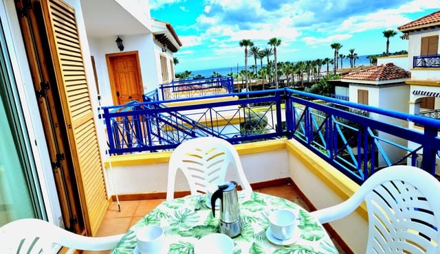 2 makuuhuone Ranta-asunto vuokrattavana paikassa El Playazo, Vera mukana uima-altaan 
autotalli - 750 € (Ref: 9467605)