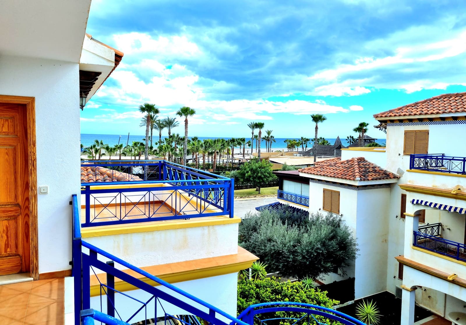 2 makuuhuone Ranta-asunto vuokrattavana paikassa Vera mukana uima-altaan 
autotalli - 750 € (Ref: 9467605)