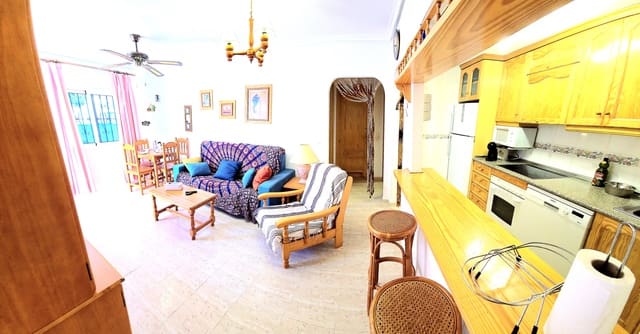 2 makuuhuone Ranta-asunto myytävänä paikassa El Playazo, Vera mukana uima-altaan 
autotalli - 230 000 € (Ref: 9469808)