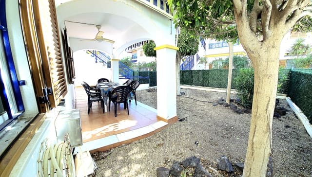 2 makuuhuone Ranta-asunto myytävänä paikassa El Playazo, Vera mukana uima-altaan 
autotalli - 230 000 € (Ref: 9469808)