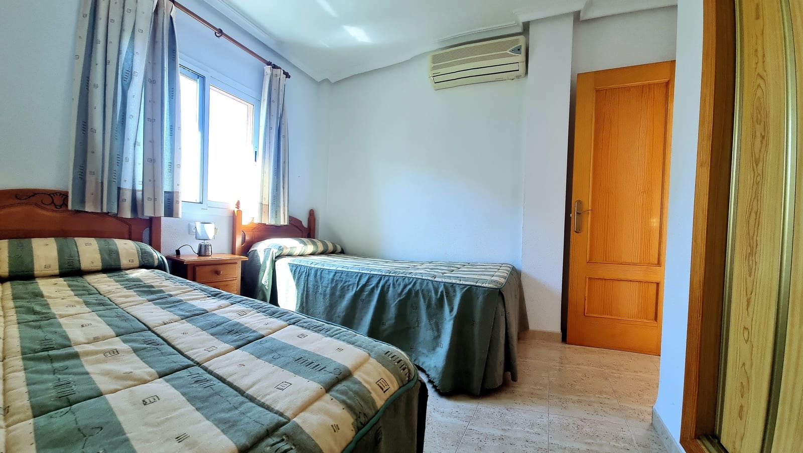 3 soveværelse Strandlejlighed til leje i Vera med swimmingpool garage - € 825 (Ref: 9471331)