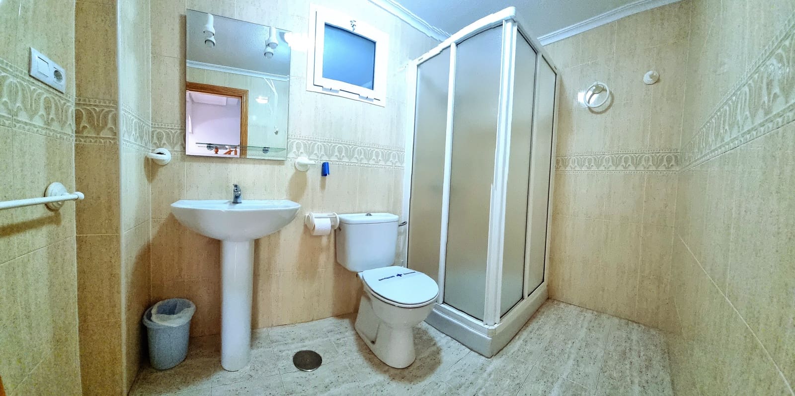 3 soveværelse Strandlejlighed til leje i Vera med swimmingpool garage - € 825 (Ref: 9471331)