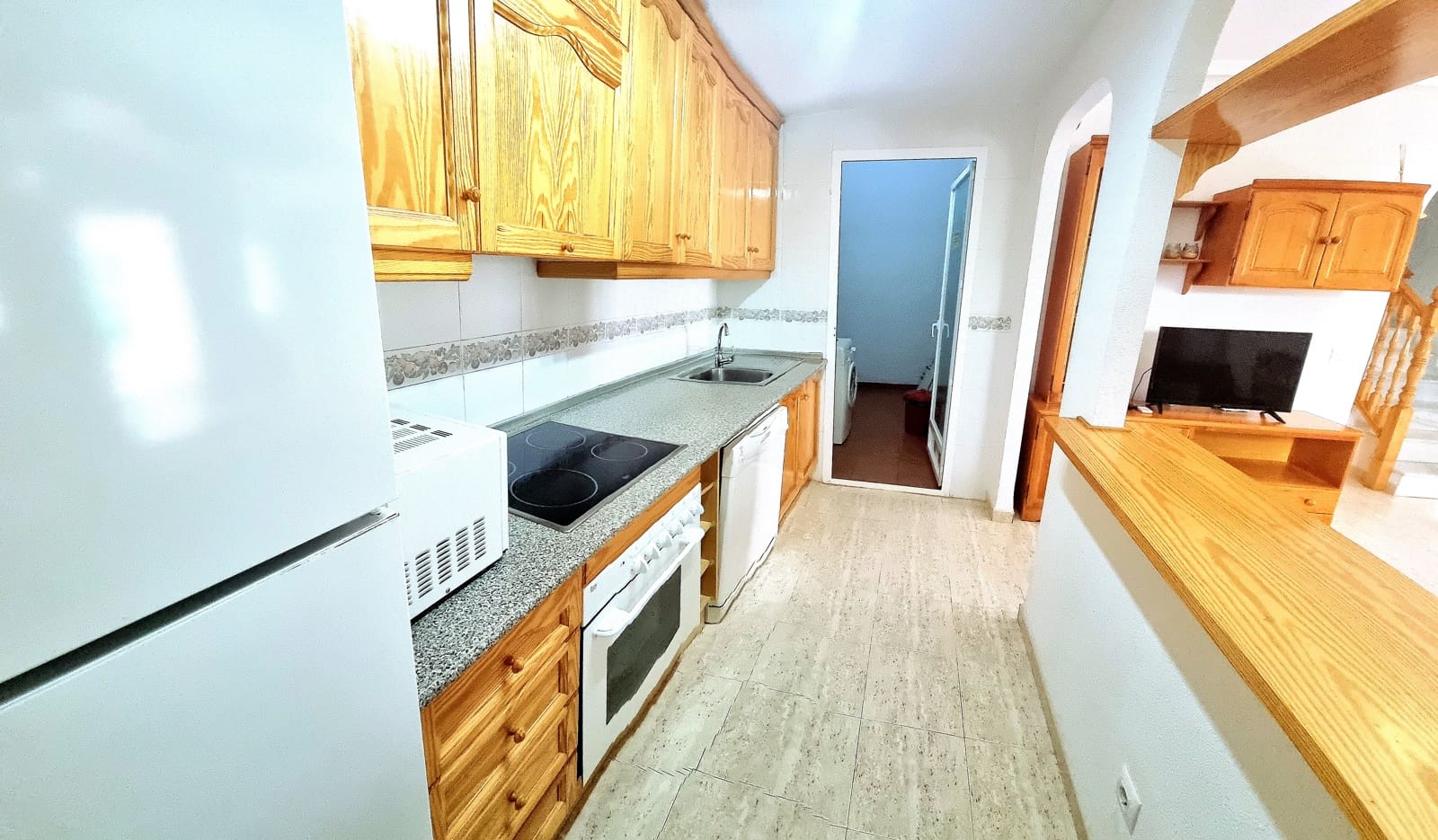 3 soveværelse Strandlejlighed til leje i Vera med swimmingpool garage - € 825 (Ref: 9471331)