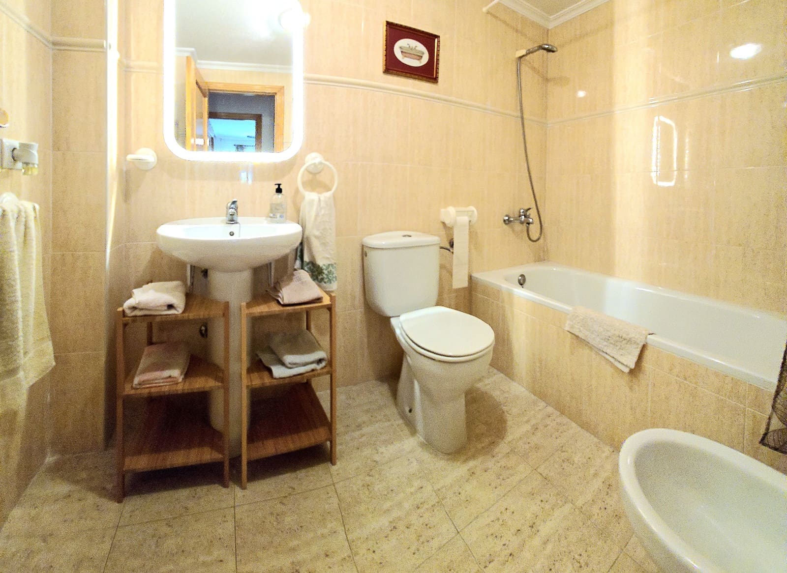 2 makuuhuone Ranta-asunto vuokrattavana paikassa Vera mukana uima-altaan 
autotalli - 725 € (Ref: 9513418)