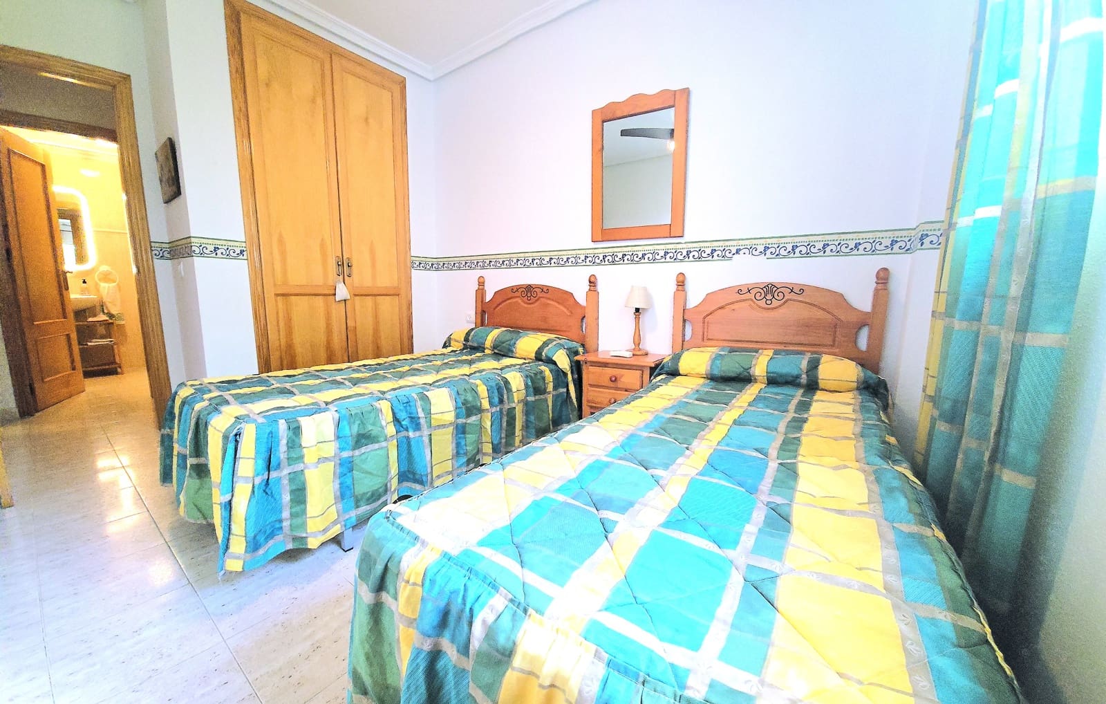 2 makuuhuone Ranta-asunto vuokrattavana paikassa Vera mukana uima-altaan 
autotalli - 725 € (Ref: 9513418)