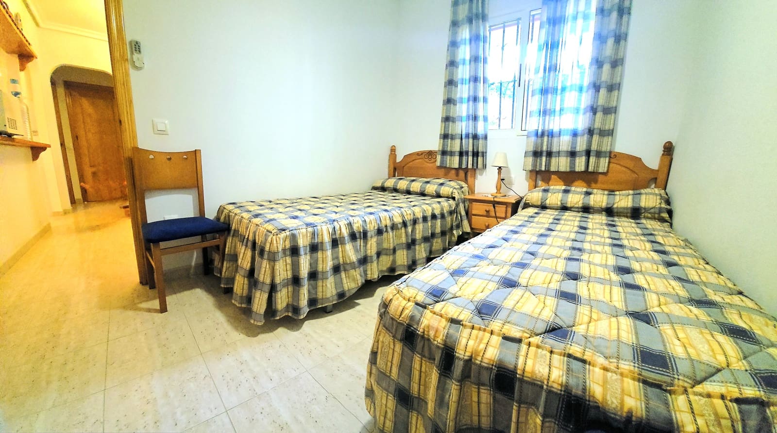 2 makuuhuone Ranta-asunto vuokrattavana paikassa Vera mukana uima-altaan 
autotalli - 725 € (Ref: 9513418)