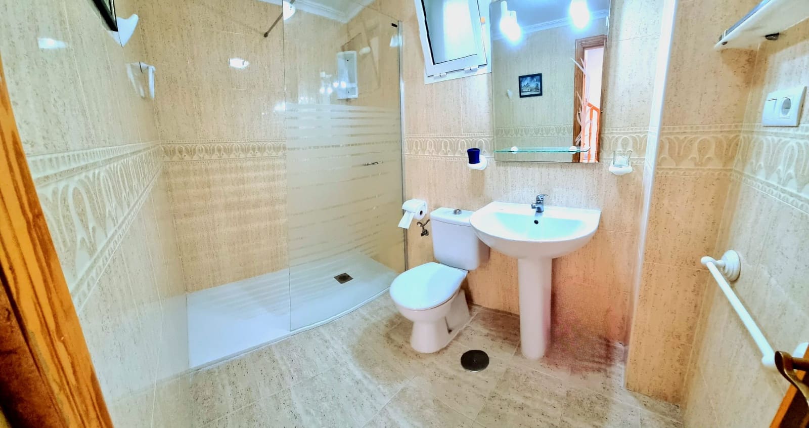 3 makuuhuone Ranta-asunto vuokrattavana paikassa Vera mukana uima-altaan 
autotalli - 850 € (Ref: 9714163)