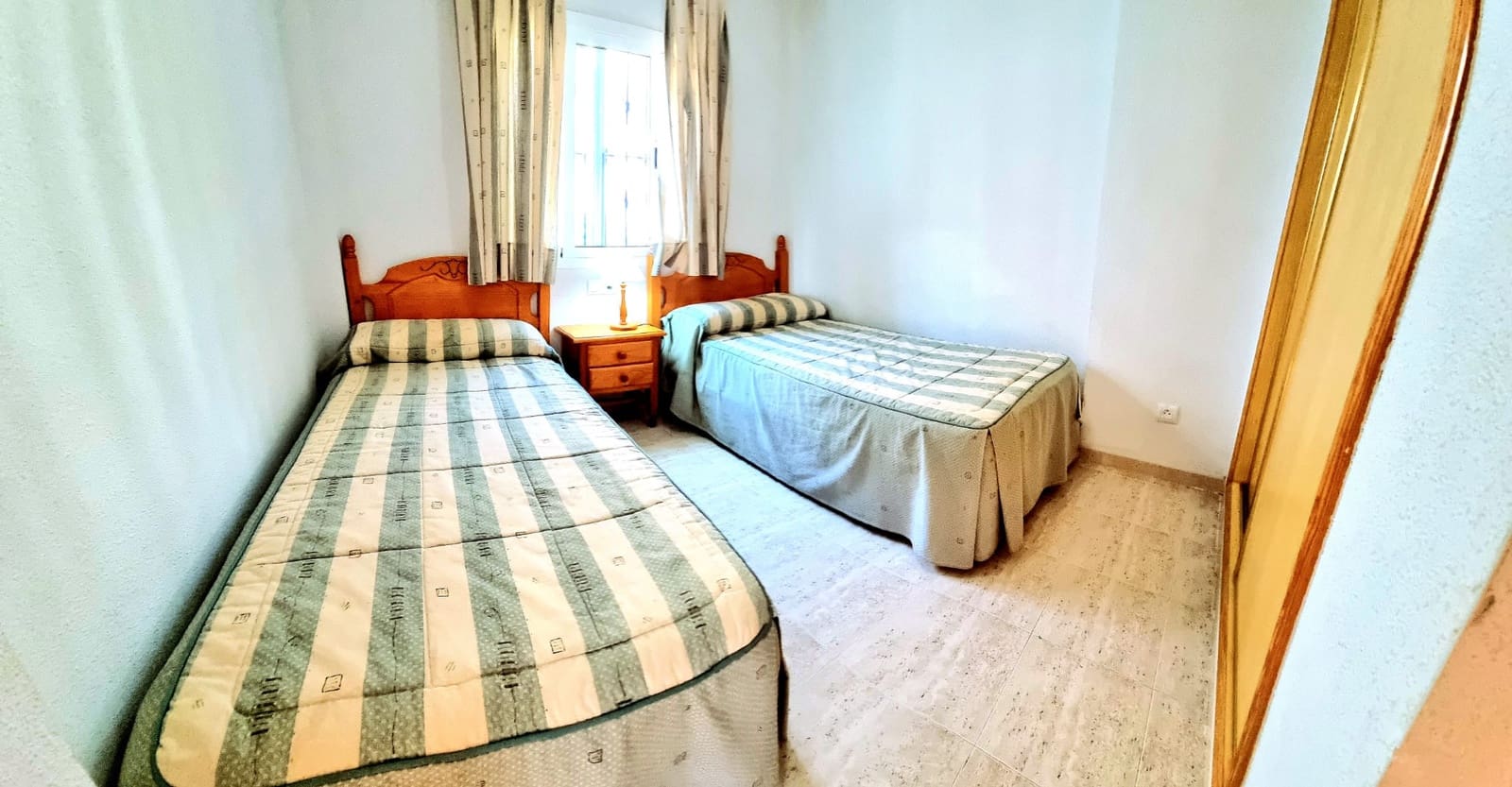 3 makuuhuone Ranta-asunto vuokrattavana paikassa Vera mukana uima-altaan 
autotalli - 850 € (Ref: 9714163)