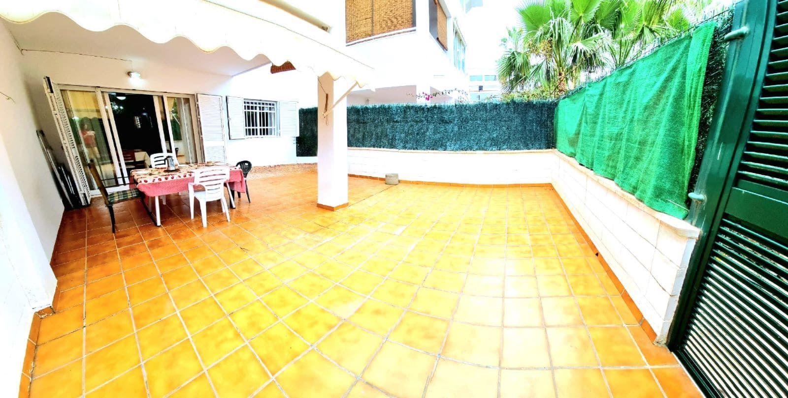 2 slaapkamer Strandappartement te huur in Vera met zwembad garage - € 700 (Ref: 9930024)