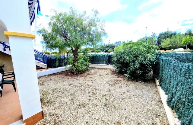 2 soverom Strandleiligheter til leie i El Playazo, Vera med svømmebasseng garasje - € 800 (Ref: 9984044)