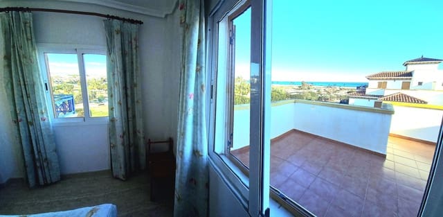 2 soverom Strandleiligheter til leie i El Playazo, Vera med svømmebasseng garasje - € 800 (Ref: 9984056)