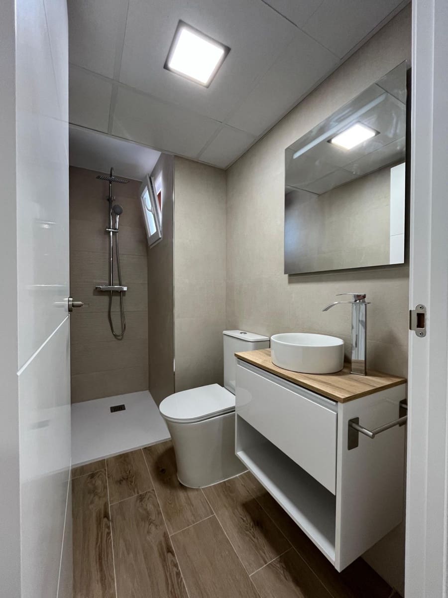 3 bedroom Flat for sale in La Mata with garage - € 244,500 (Ref: 9024758)