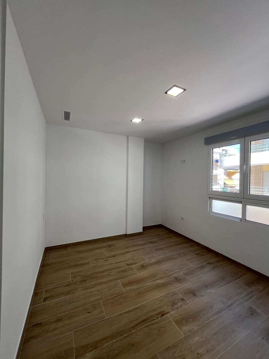 3 bedroom Flat for sale in La Mata with garage - € 244,500 (Ref: 9024758)